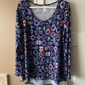 LuLaRoe XL Long Sleeved Aztec Lynnae